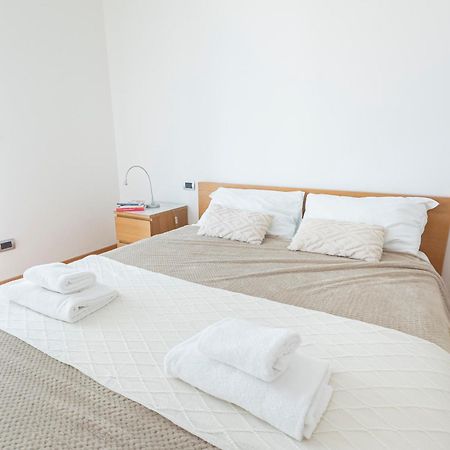 Luxury Apartment - Cesare Battisti 26A San Donato Milanese Exteriér fotografie